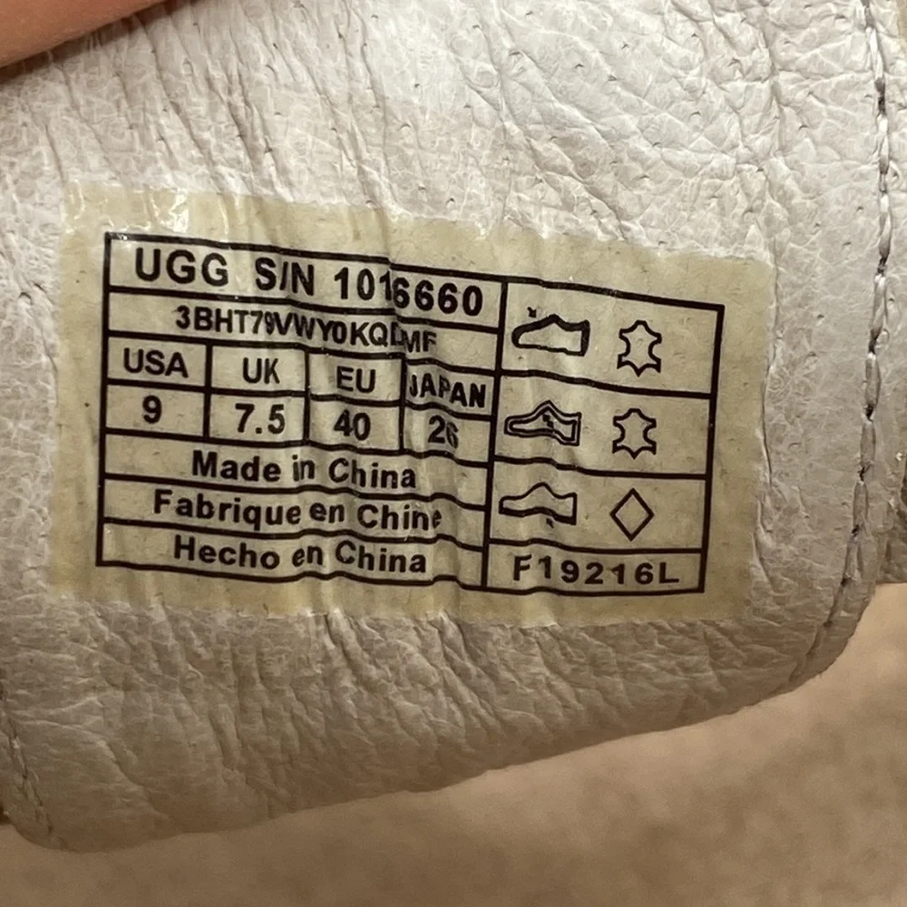 UGG Maddie Wedge Sandal - Picture 7 of 9